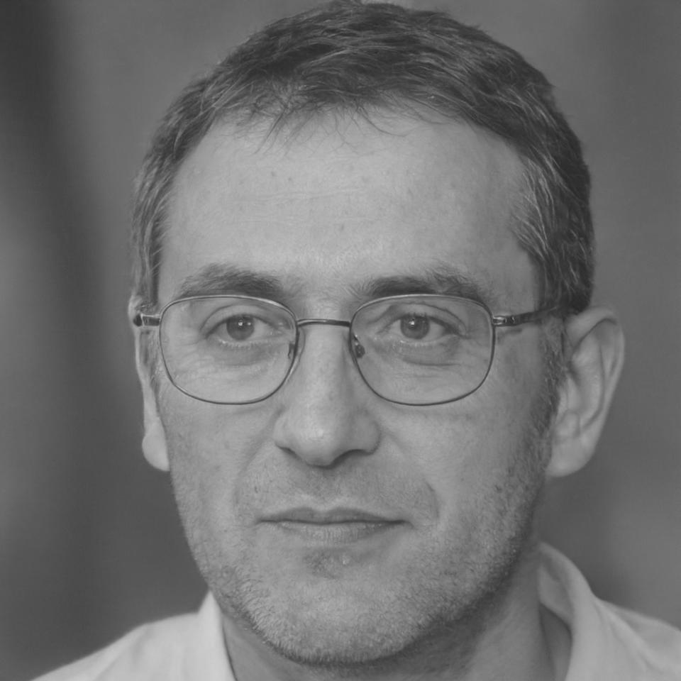 Retrato de participante satisfecho con el programa